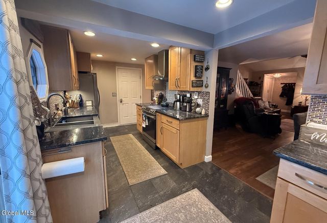 109 Thimbleberry Road, Ballston Spa, NY 12020