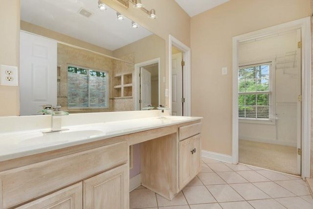 1955 Fairway Close Terrace, Lawrenceville, GA 30043