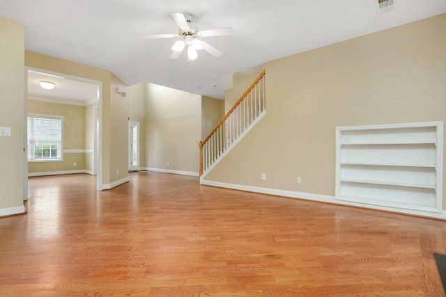 1955 Fairway Close Terrace, Lawrenceville, GA 30043