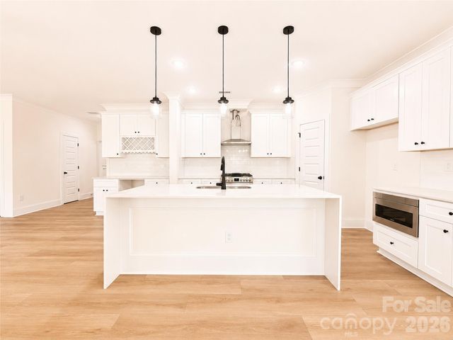 1242 N Sharon Amity Road, Charlotte, NC 28211
