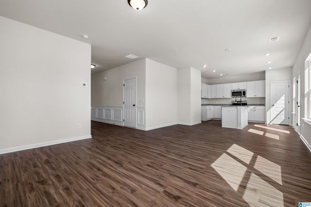 2033 VALLEY RUN, Leeds, AL 35094