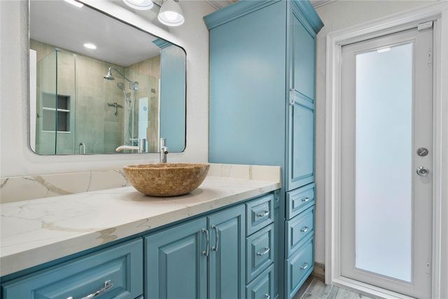 5206 Cleveland Street, Hollywood, FL 33021