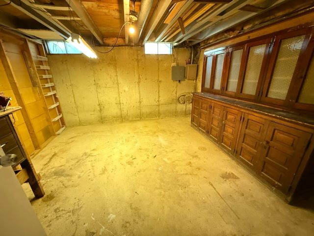 550 Sundance Drive, Bolingbrook, IL 60440