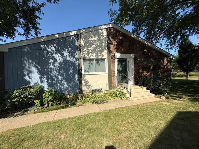 550 Sundance Drive, Bolingbrook, IL 60440