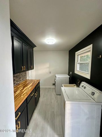 297 Cambourne Drive, Toms River, NJ 08753