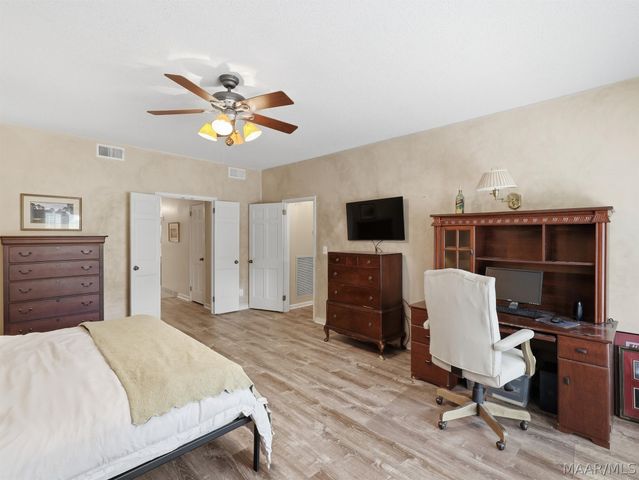 6606 Hollis Drive, Montgomery, AL 36117