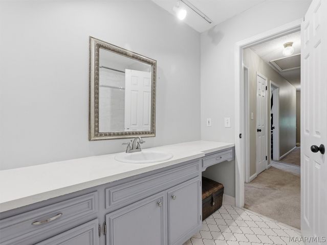 6606 Hollis Drive, Montgomery, AL 36117