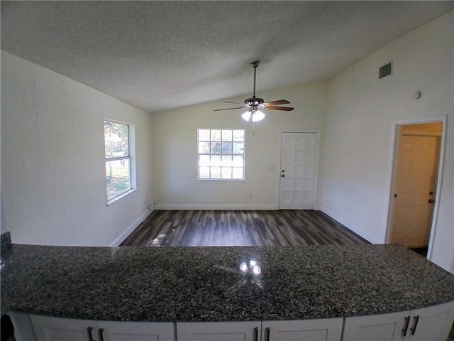 1340 18th Avenue SW, Vero Beach, FL 32962