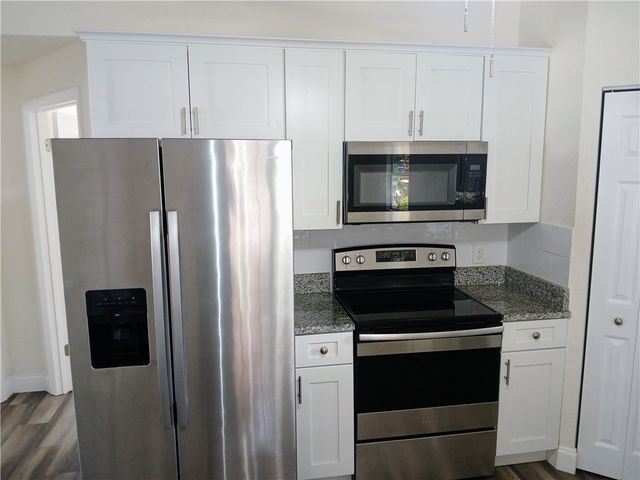 1340 18th Avenue SW, Vero Beach, FL 32962