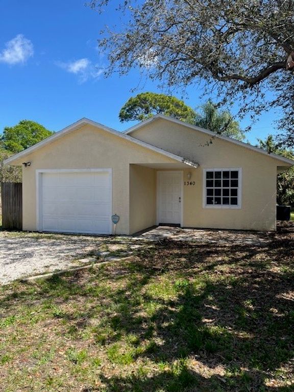 1340 18th Avenue SW, Vero Beach, FL 32962