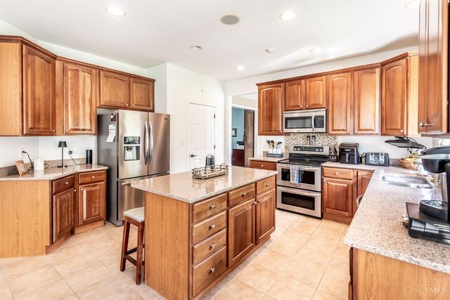 318 Countryside Drive, Lebanon, OH 45036