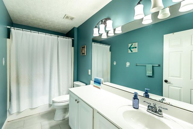 318 Countryside Drive, Lebanon, OH 45036
