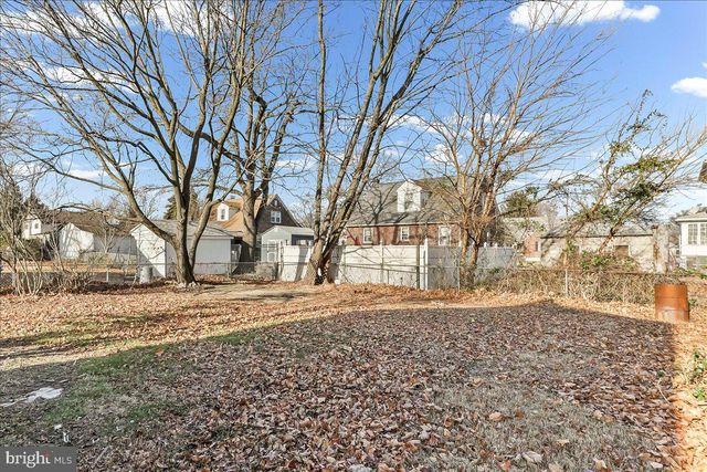 242 SENECA ST, Essington, PA 19029