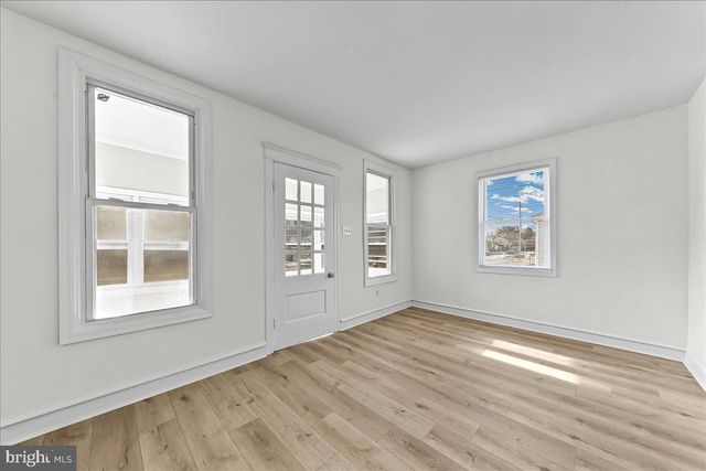 242 SENECA ST, Essington, PA 19029