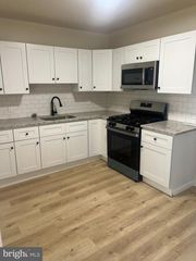 242 SENECA ST, Essington, PA 19029