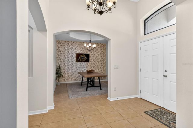 3935 SUNSET LAKE DRIVE, Lakeland, FL 33810