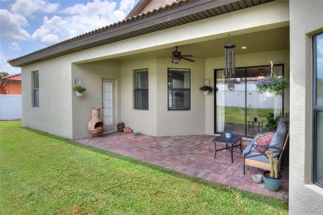 3935 SUNSET LAKE DRIVE, Lakeland, FL 33810