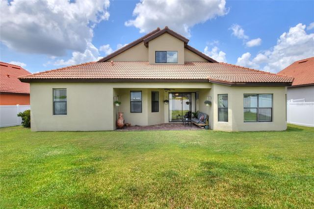 3935 SUNSET LAKE DRIVE, Lakeland, FL 33810
