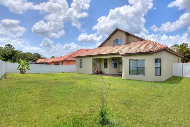 3935 SUNSET LAKE DRIVE, Lakeland, FL 33810
