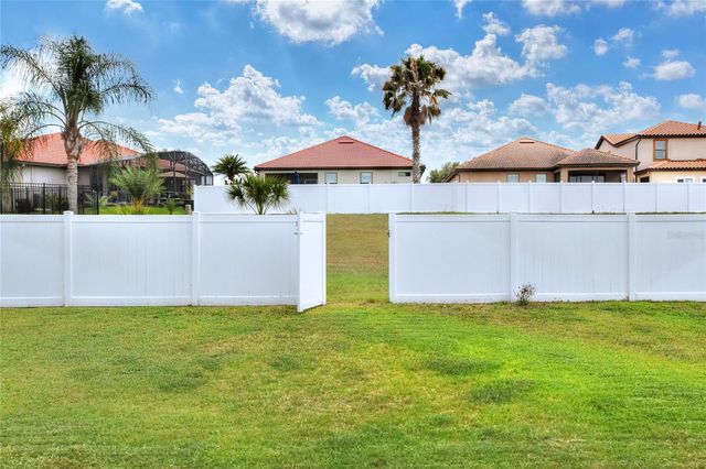 3935 SUNSET LAKE DRIVE, Lakeland, FL 33810