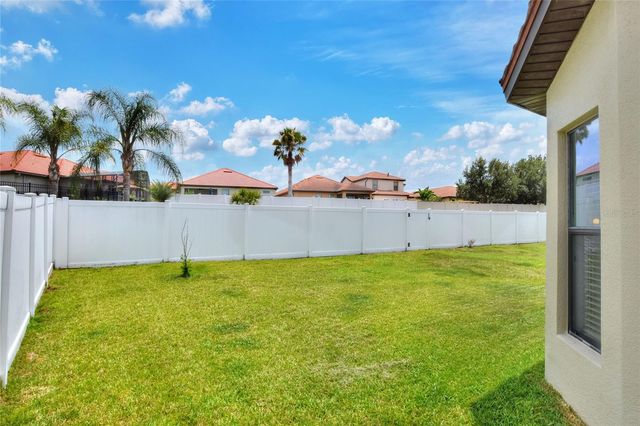 3935 SUNSET LAKE DRIVE, Lakeland, FL 33810