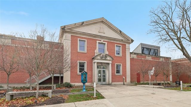 422 Curtis Ct., New Stanton, PA 15639