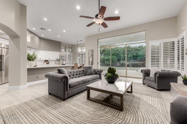 103 W VISTA Avenue, Phoenix, AZ 85021