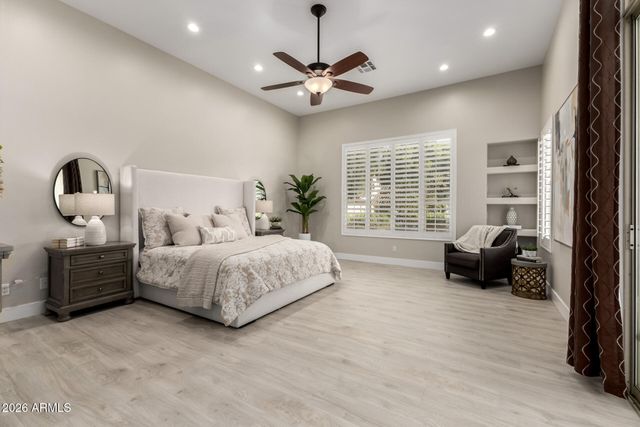 103 W VISTA Avenue, Phoenix, AZ 85021