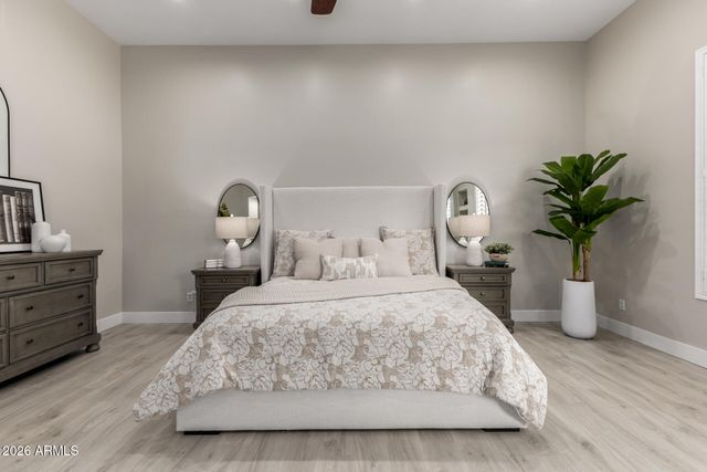 103 W VISTA Avenue, Phoenix, AZ 85021