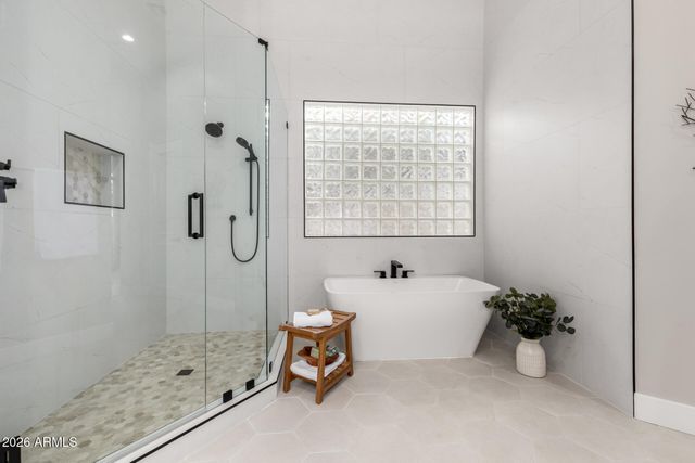 103 W VISTA Avenue, Phoenix, AZ 85021