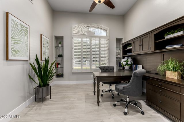 103 W VISTA Avenue, Phoenix, AZ 85021