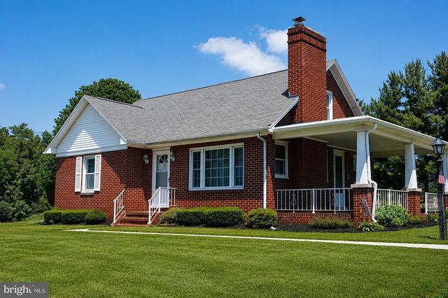 62 W HANOVER ST, Gettysburg, PA 17325