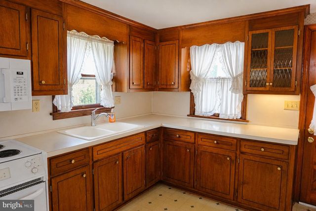 62 W HANOVER ST, Gettysburg, PA 17325