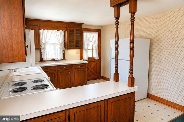 62 W HANOVER ST, Gettysburg, PA 17325