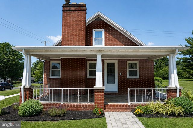 62 W HANOVER ST, Gettysburg, PA 17325