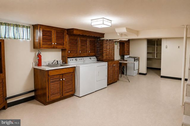 62 W HANOVER ST, Gettysburg, PA 17325