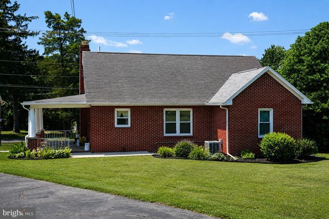 62 W HANOVER ST, Gettysburg, PA 17325