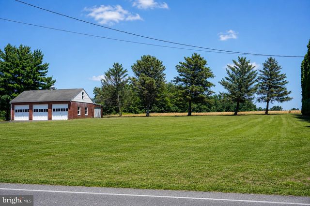 62 W HANOVER ST, Gettysburg, PA 17325