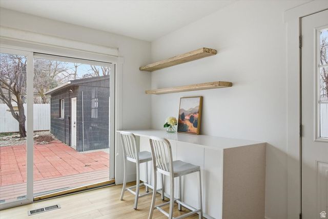 6869 S BROOKHILL DR, Salt Lake City, UT 84121