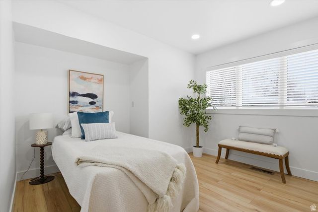 6869 S BROOKHILL DR, Salt Lake City, UT 84121