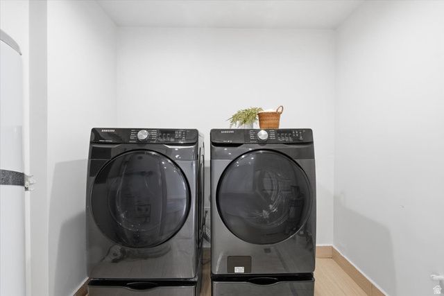 6869 S BROOKHILL DR, Salt Lake City, UT 84121