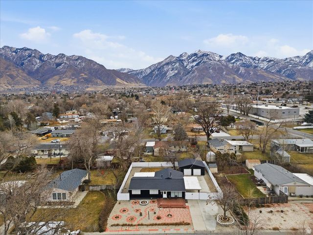 6869 S BROOKHILL DR, Salt Lake City, UT 84121