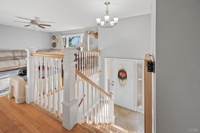 5949 Village Lane, Roanoke, VA 24019