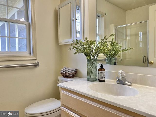 19 SPRINGHOUSE DR, Myerstown, PA 17067