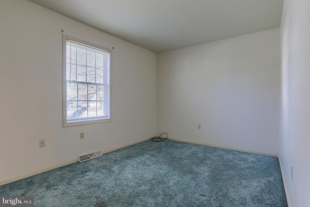 19 SPRINGHOUSE DR, Myerstown, PA 17067