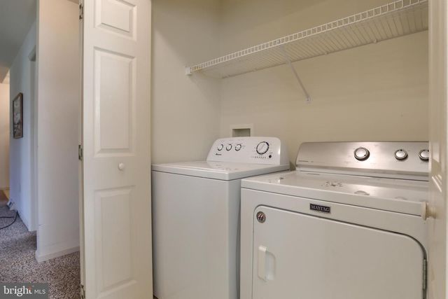 19 SPRINGHOUSE DR, Myerstown, PA 17067