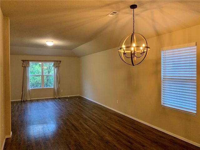 7851 Bridgegate Avenue, Springdale, AR 72762