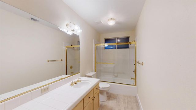 6317 N Marks Avenue, Fresno, CA 93711