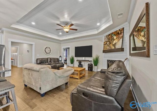 22584 Big Oak Drive, Athens, AL 35613