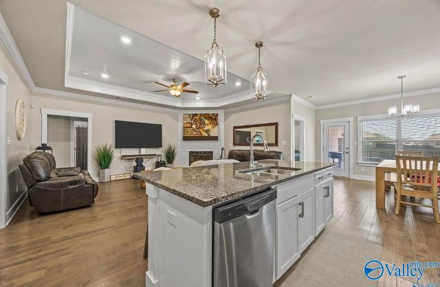 22584 Big Oak Drive, Athens, AL 35613